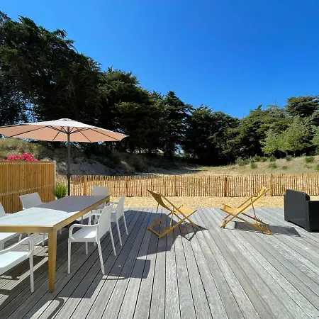 Apartamento De 75m2 A 200m De La *